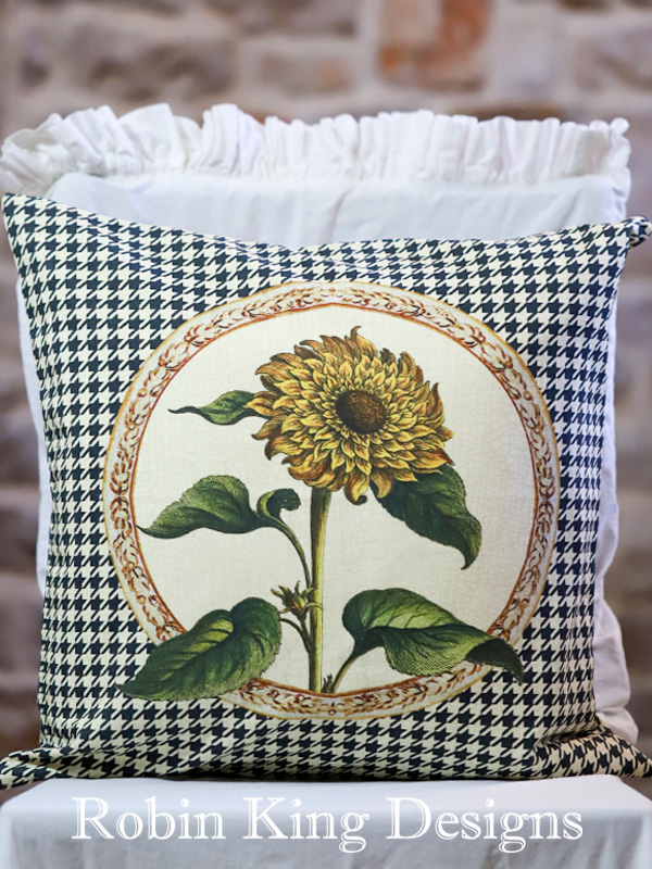 https://www.robinkingdesigns.com/images/large/Sunflower_Pillow_18_by_18_Black_Houndstooth.jpg