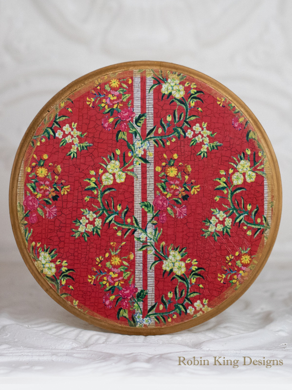 Dauphine Floral on Red Wood Plaque 8.5 Inches
